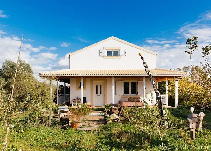 Solarhouse With Private Beach Access